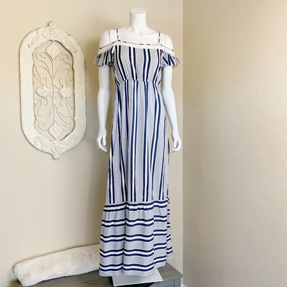 ❌SOLD❌ Pink blush | Blue and White Striped Maxi Dress | Size: S - Picture 1 of 9